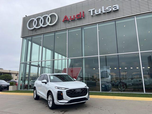 2026 Audi Q3 S line quattro's photo