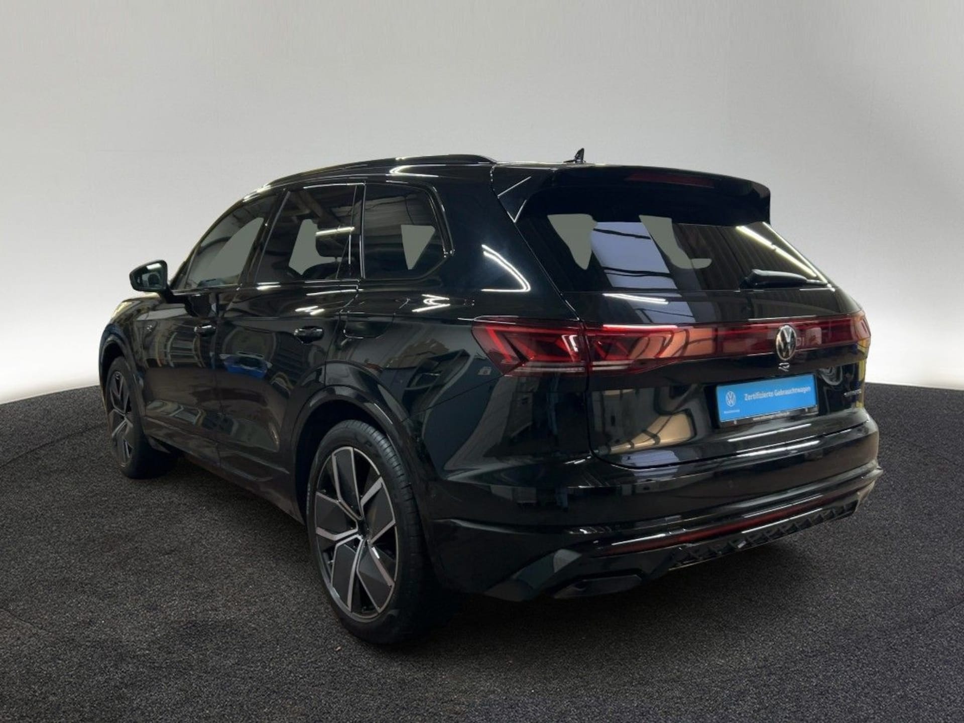 Volkswagen Touareg R