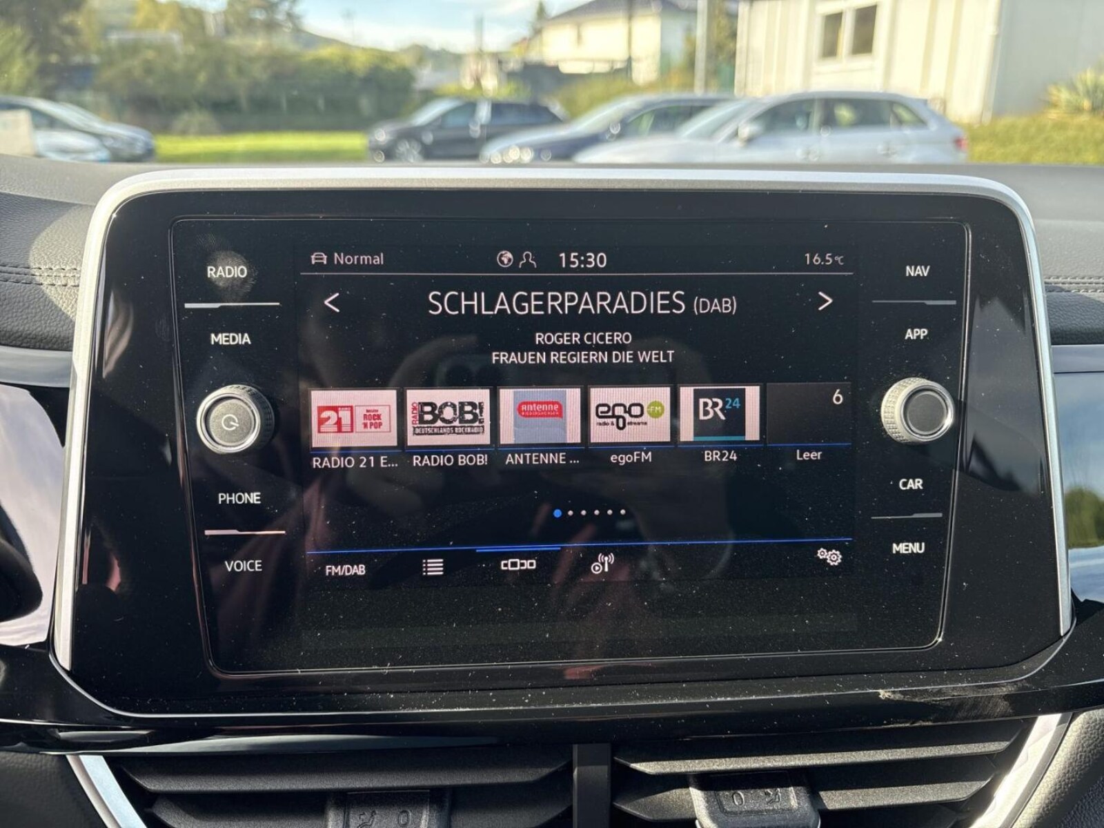 Volkswagen T-Roc – Bild 10