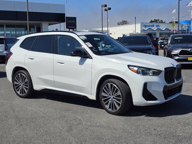2023 BMW X1