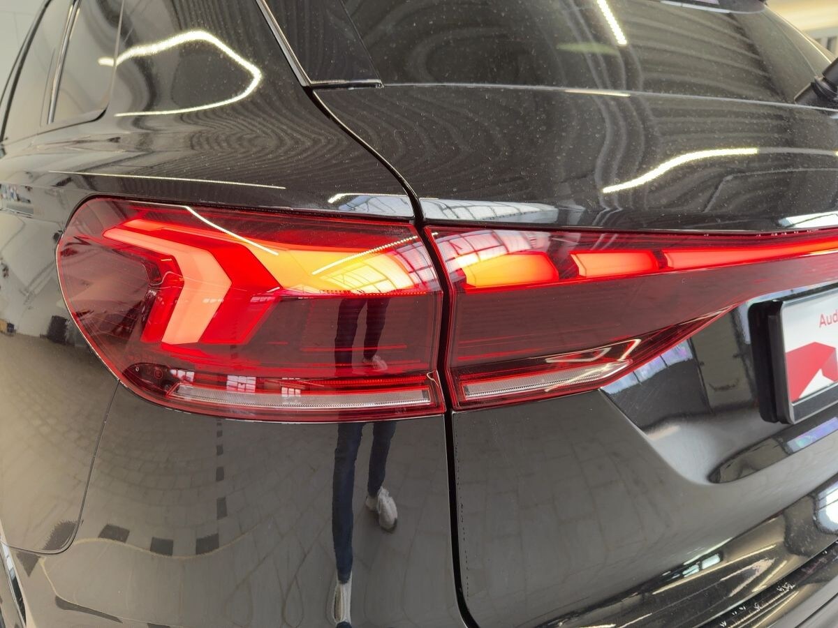 Image about Audi Q6 SUV e-tron e-tron quattro