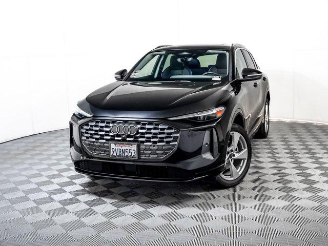 2025 Audi Q5 40 Premium Plus's photo