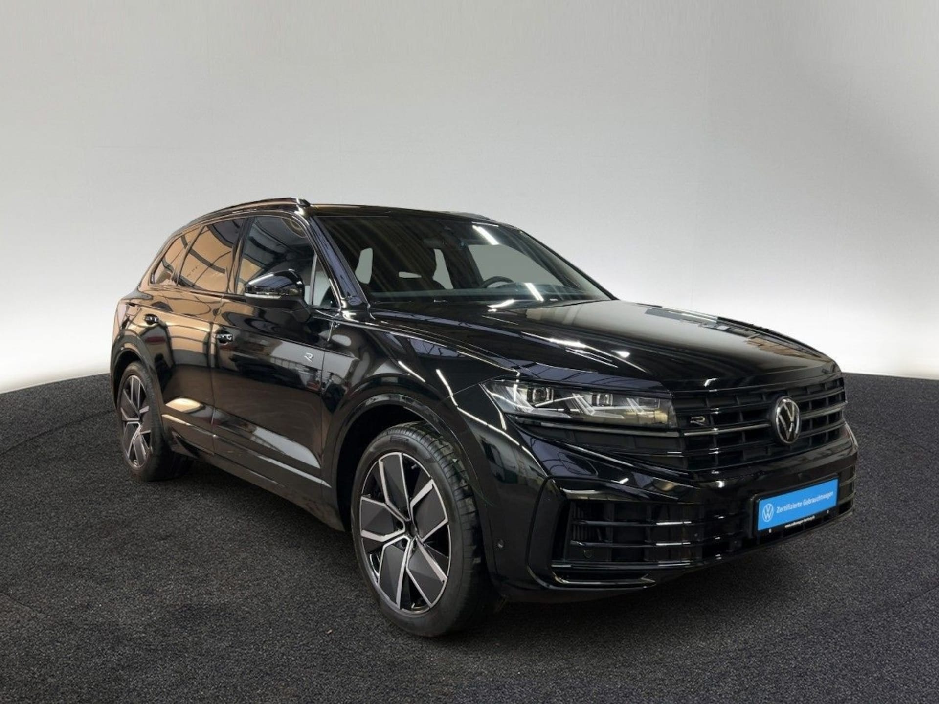 Volkswagen Touareg R