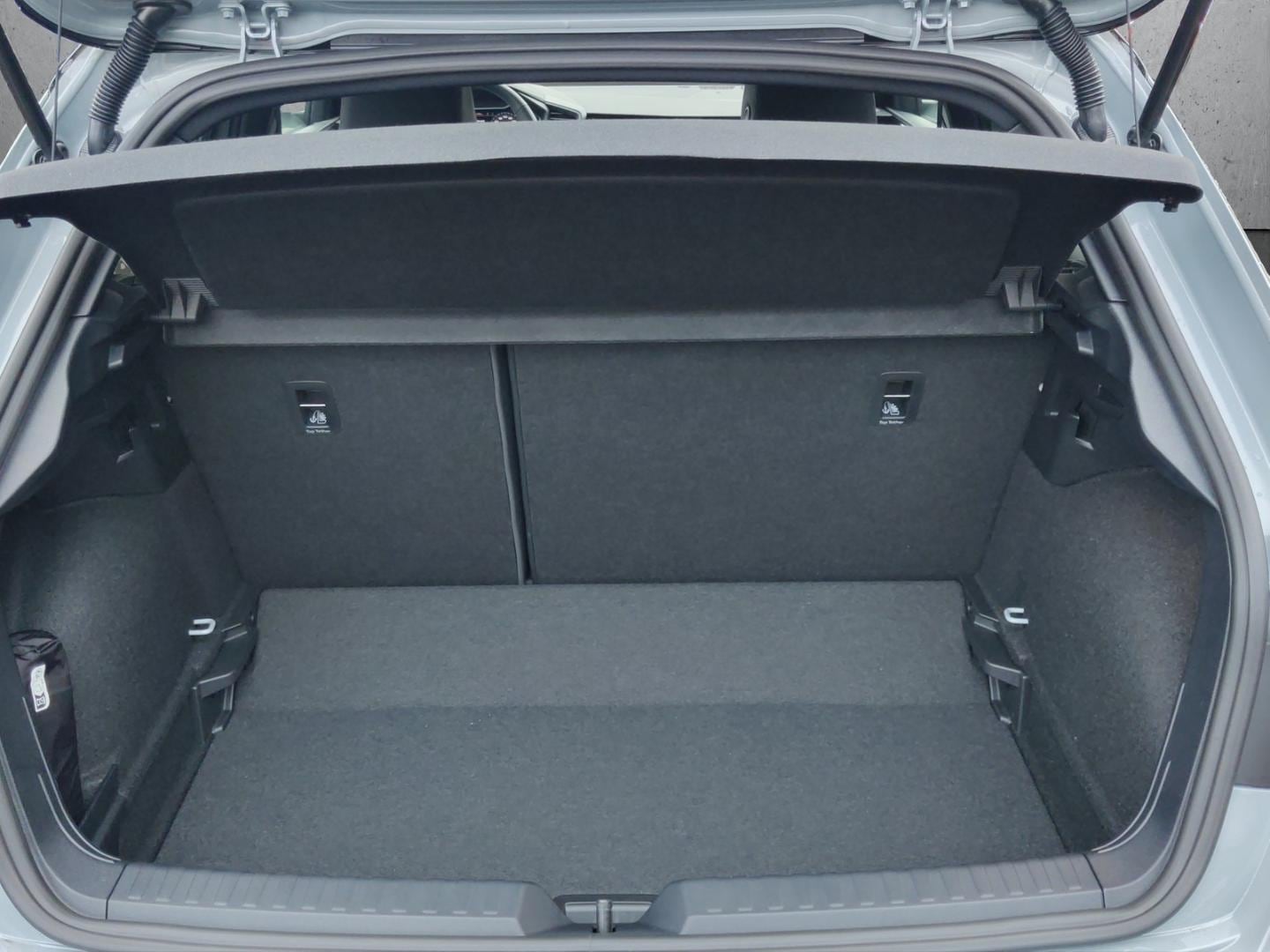Bild über Audi A1 Sportback S line 35 TFSI S tronic - für weitere Informationen kontaktieren Sie den Audi Partner