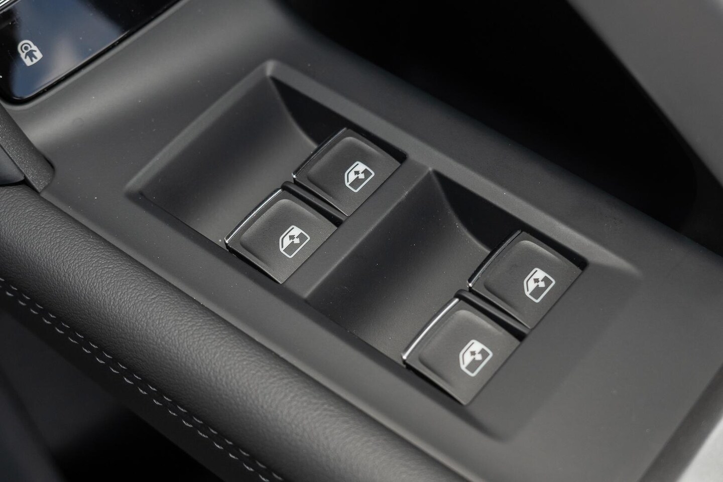 Image about Audi Q5 SUV TFSI quattro 200 kW sport