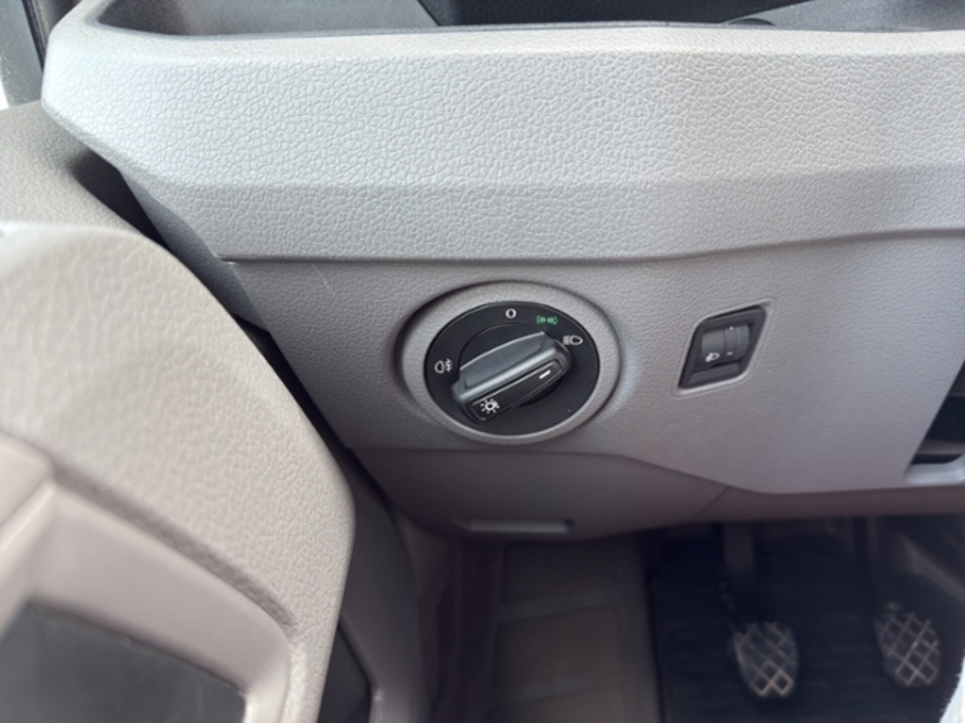 Volkswagen Crafter Kasten mittlerer Radstand