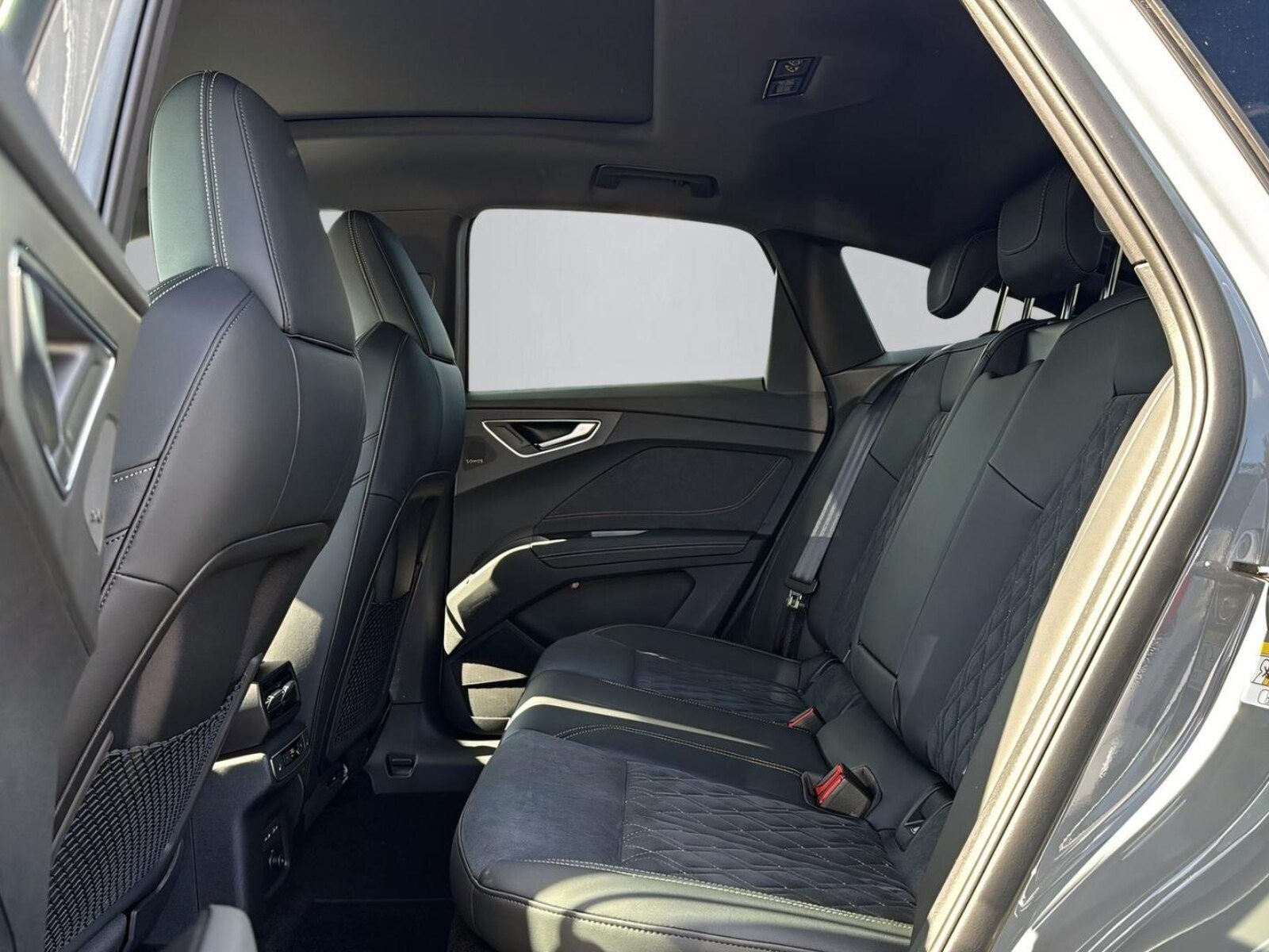 Audi Q4 Sportback e-tron – Bild 10