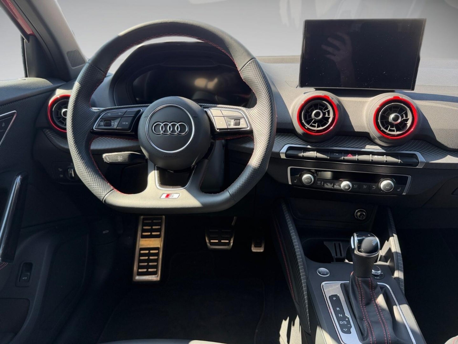 Audi Q2 S line