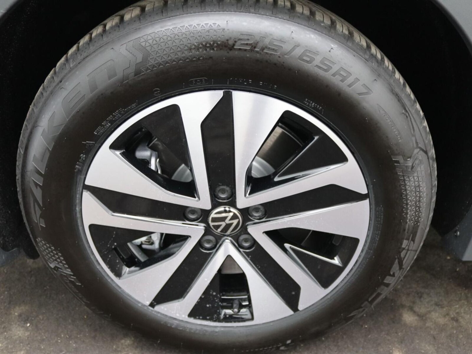 Volkswagen Tiguan – Bild 17