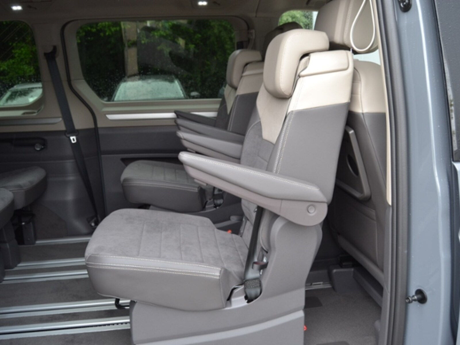 Volkswagen Multivan Langversion – Bild 9