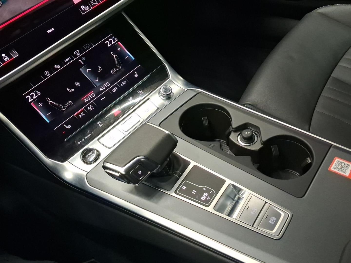 Bild über Audi A6 Avant S line 40 TDI S tronic - für weitere Informationen kontaktieren Sie den Audi Partner