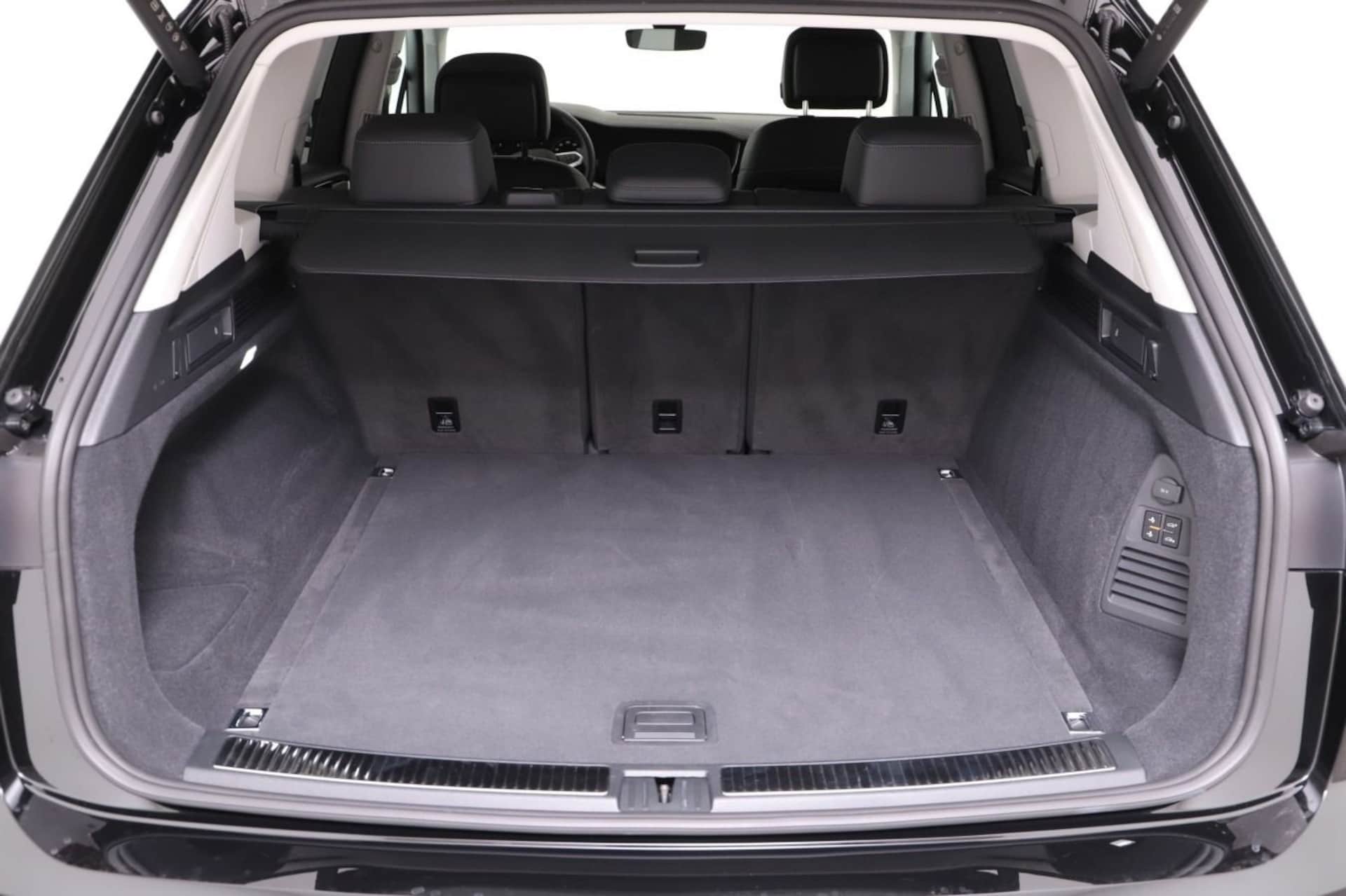 Volkswagen Touareg Elegance