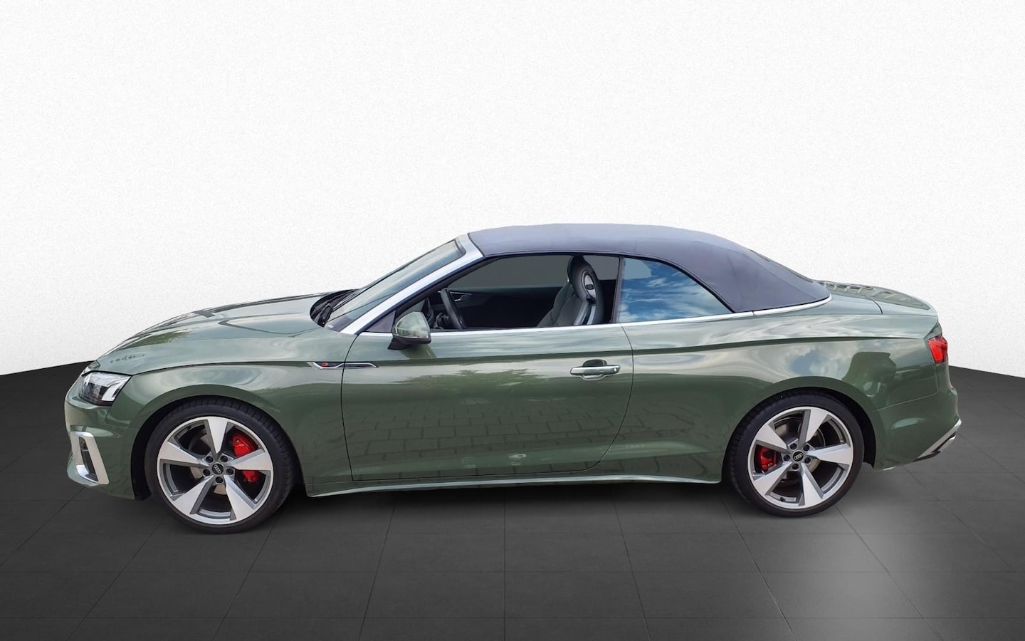 Bild über Audi A5 Cabriolet S line 40 TFSI S tronic - für weitere Informationen kontaktieren Sie den Audi Partner