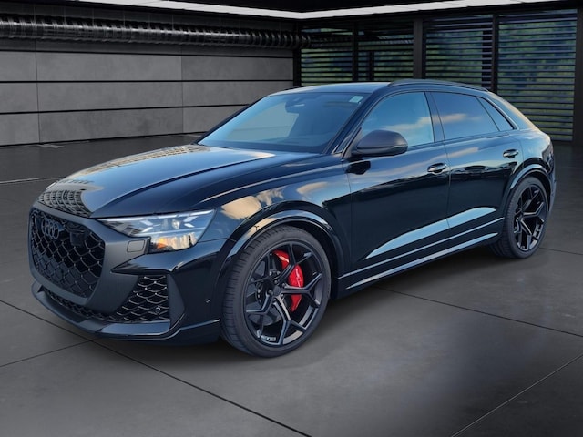 2026 Audi RS Q8 SUV performance