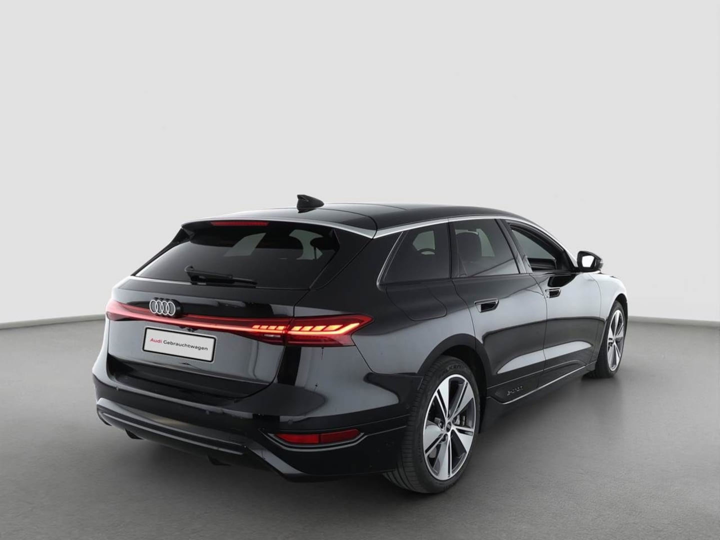 Bild über Audi A6 Avant e-tron e-tron performance - für weitere Informationen kontaktieren Sie den Audi Partner