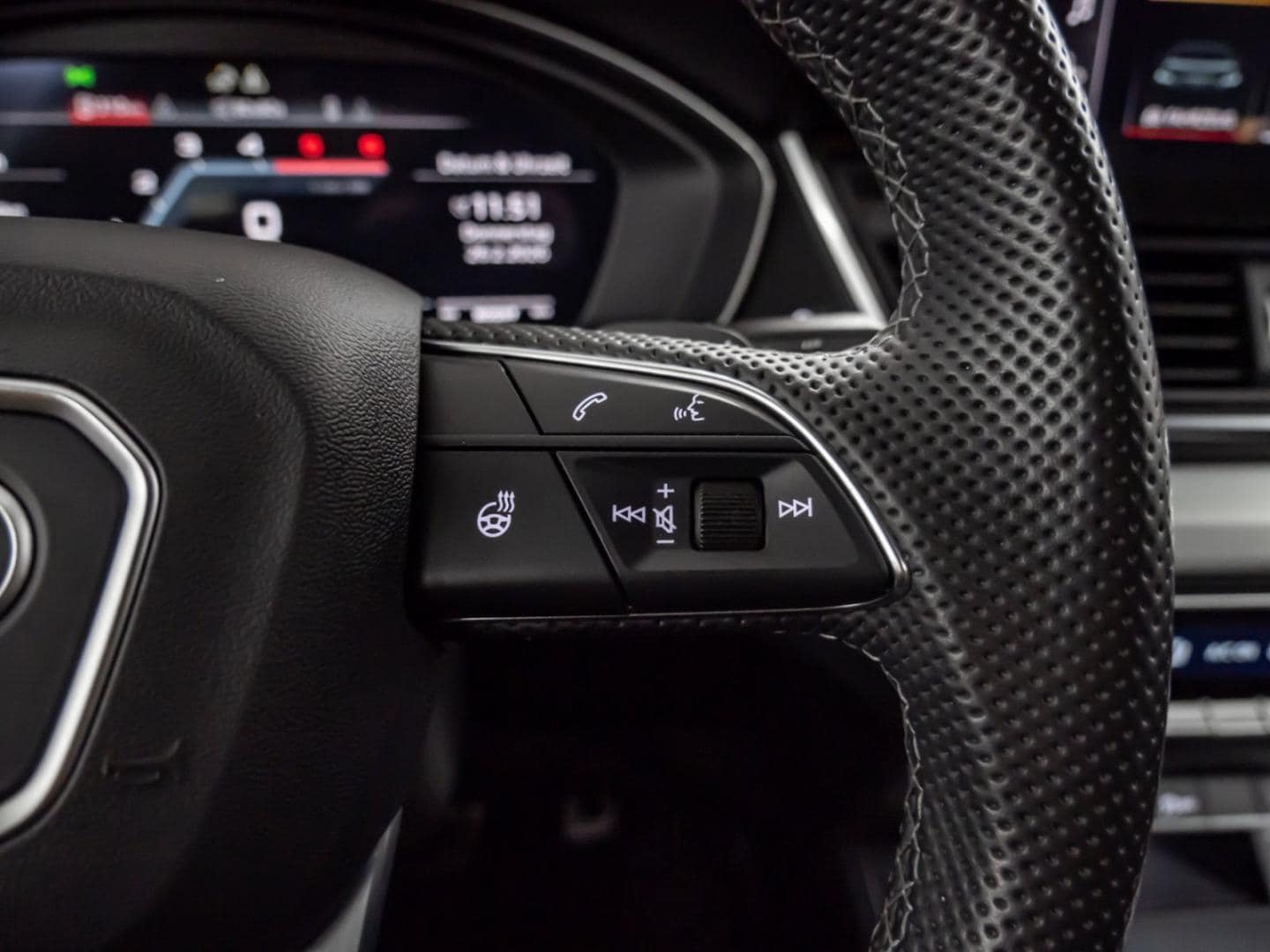 Bild über Audi SQ5 TDI tiptronic - für weitere Informationen kontaktieren Sie den Audi Partner