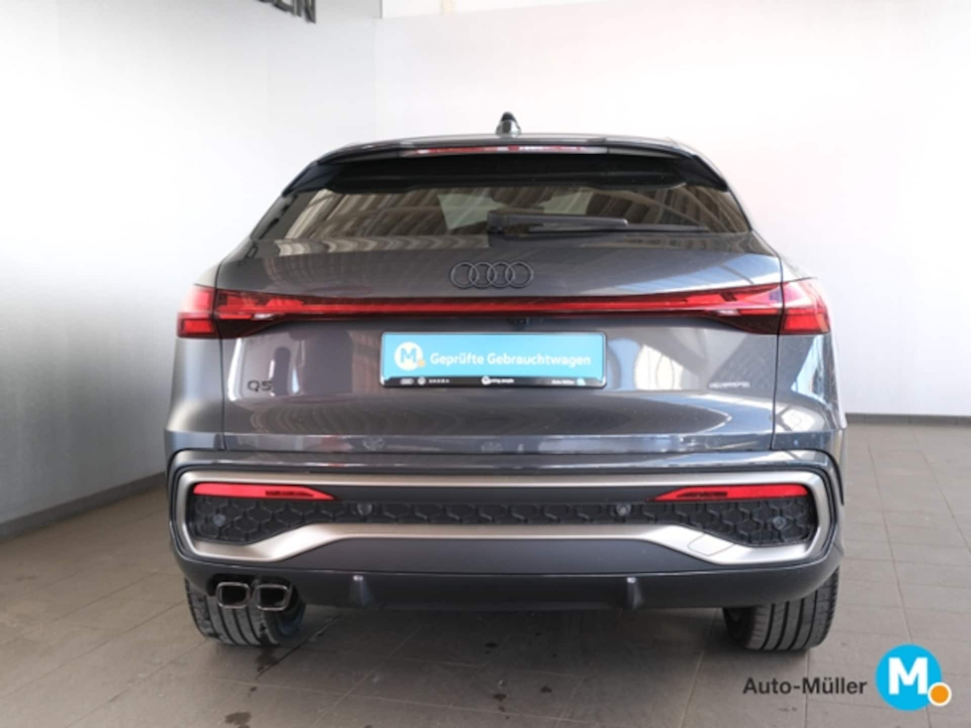 Audi Q5 Sportback edition one
