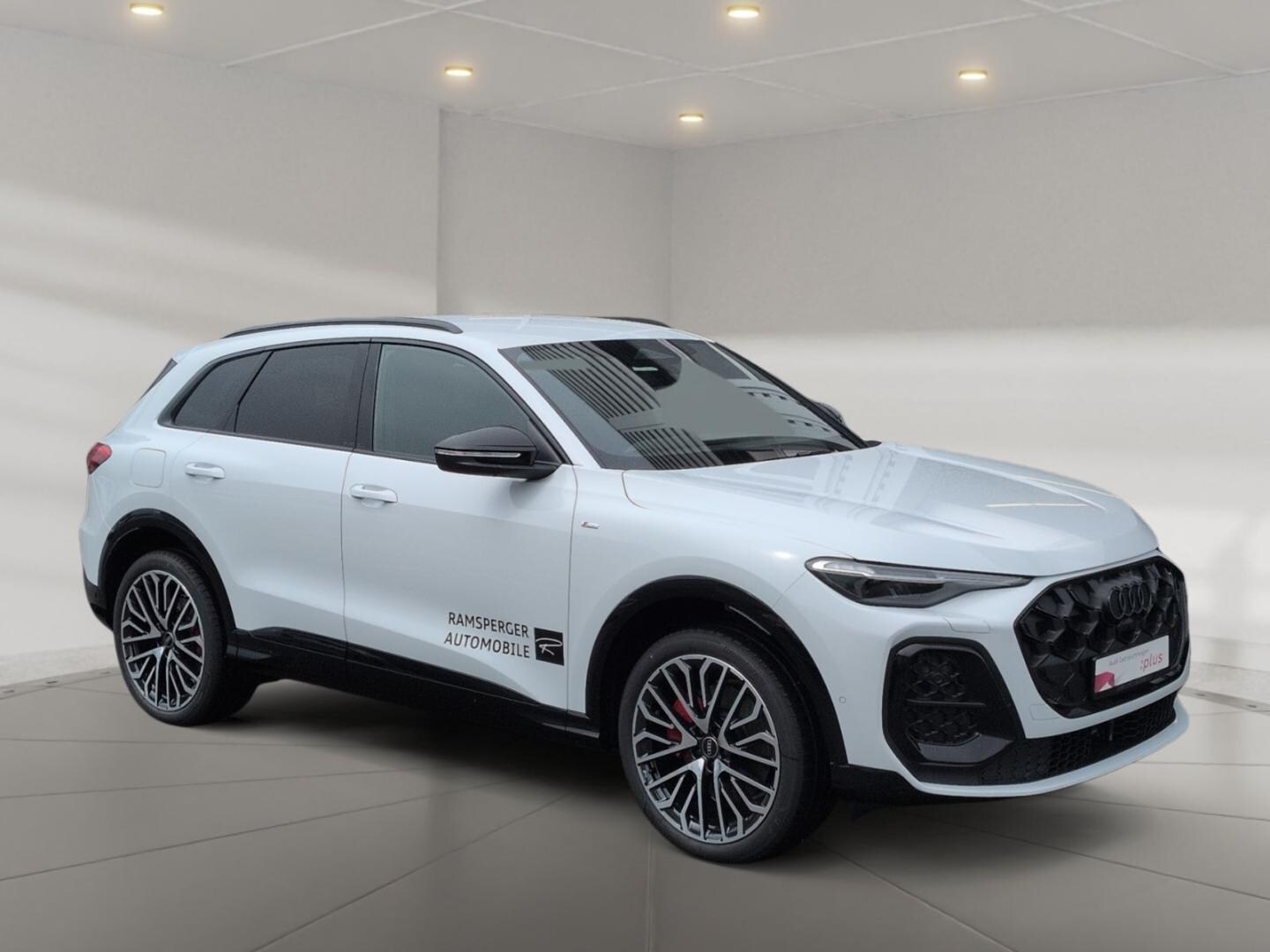 Bild über Audi Q5 SUV TDI quattro 150 kW S tronic - für weitere Informationen kontaktieren Sie den Audi Partner