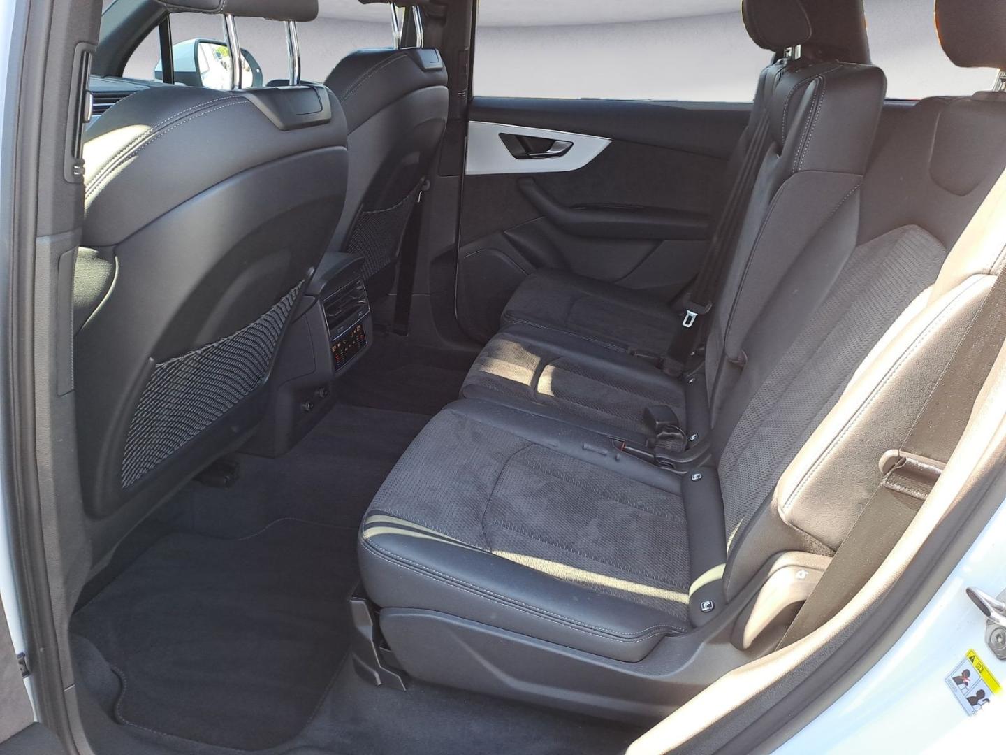 Image about Audi Q7 45 TDI quattro tiptronic