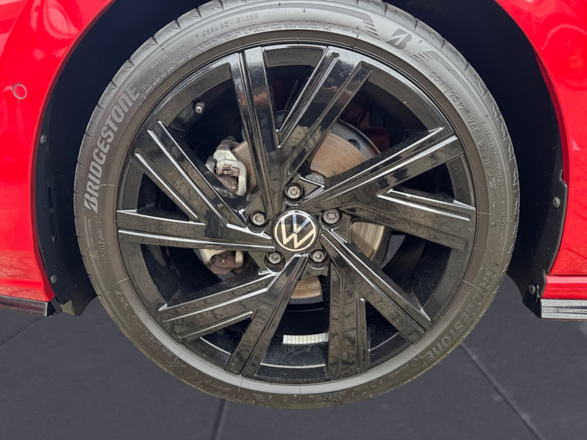 Volkswagen Golf R-Line