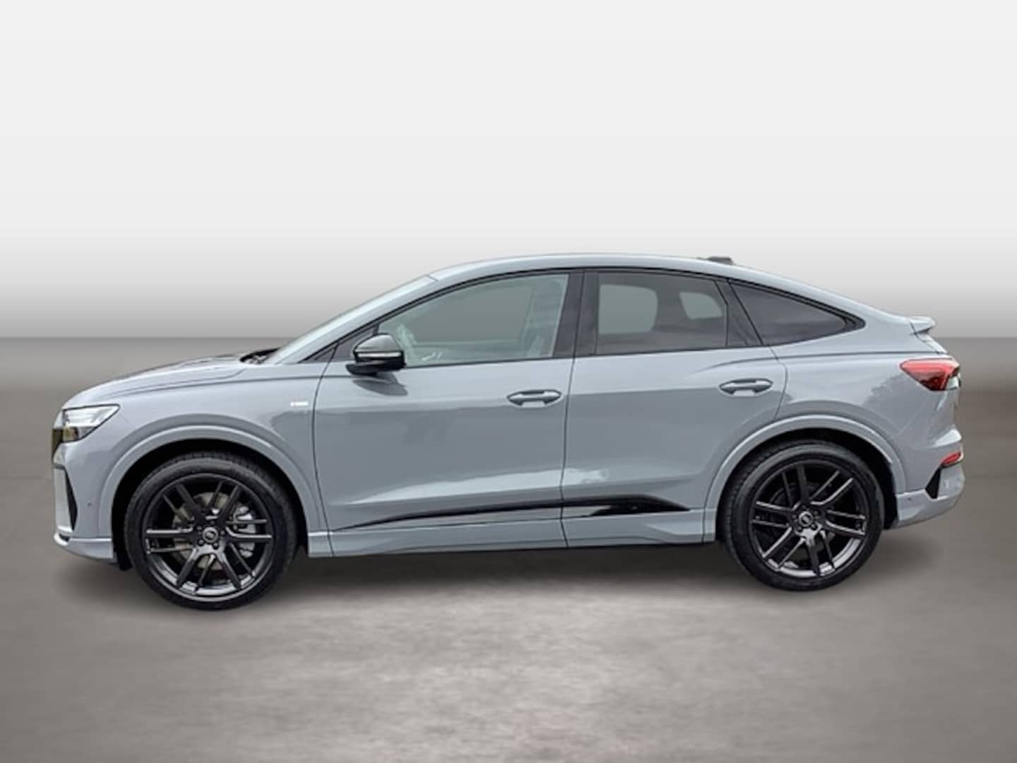 Bild über Audi Q4 Sportback e-tron e-tron quattro performance 250 kW - für weitere Informationen kontaktieren Sie den Audi Partner