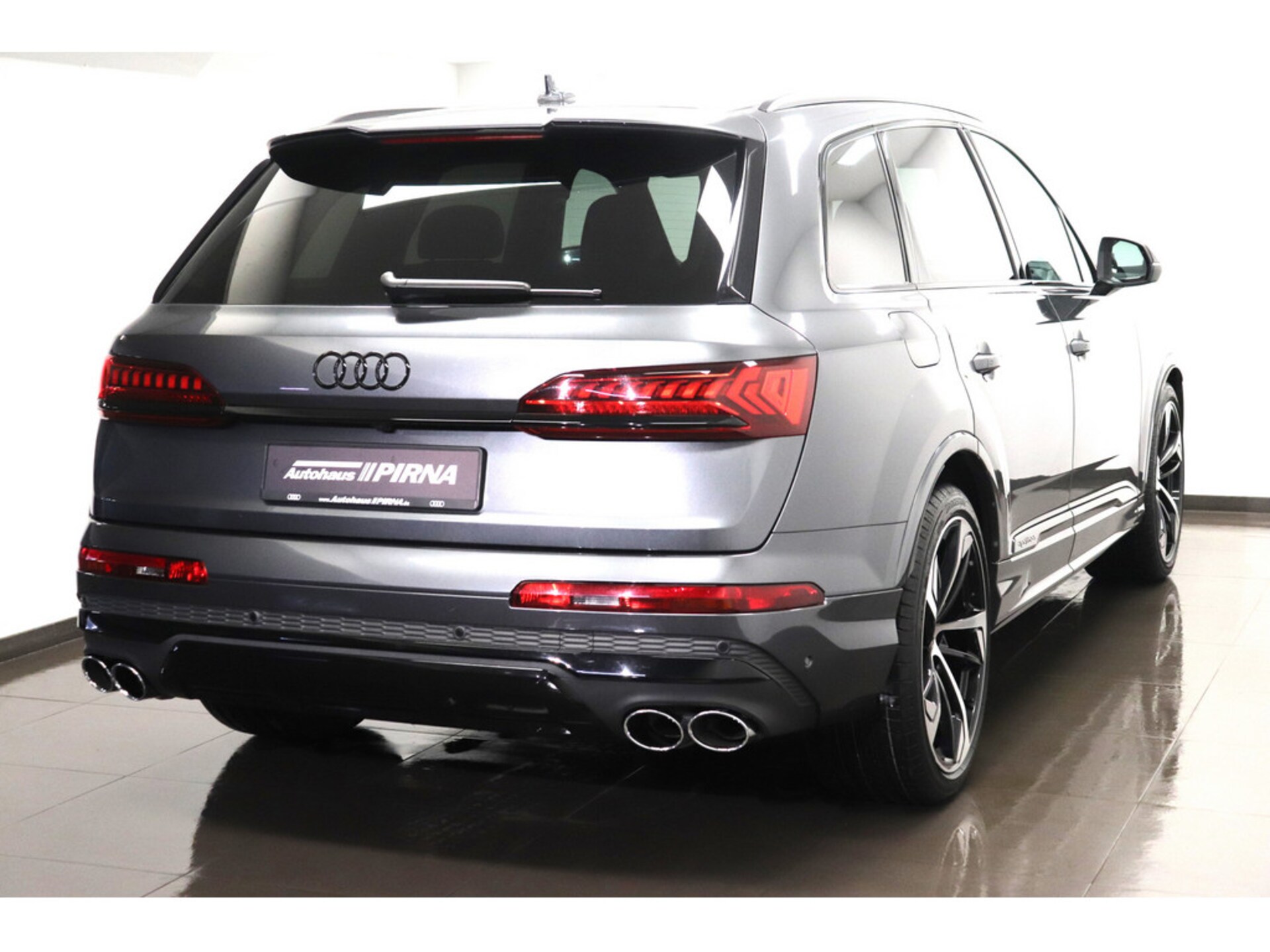 Audi SQ7 SUV