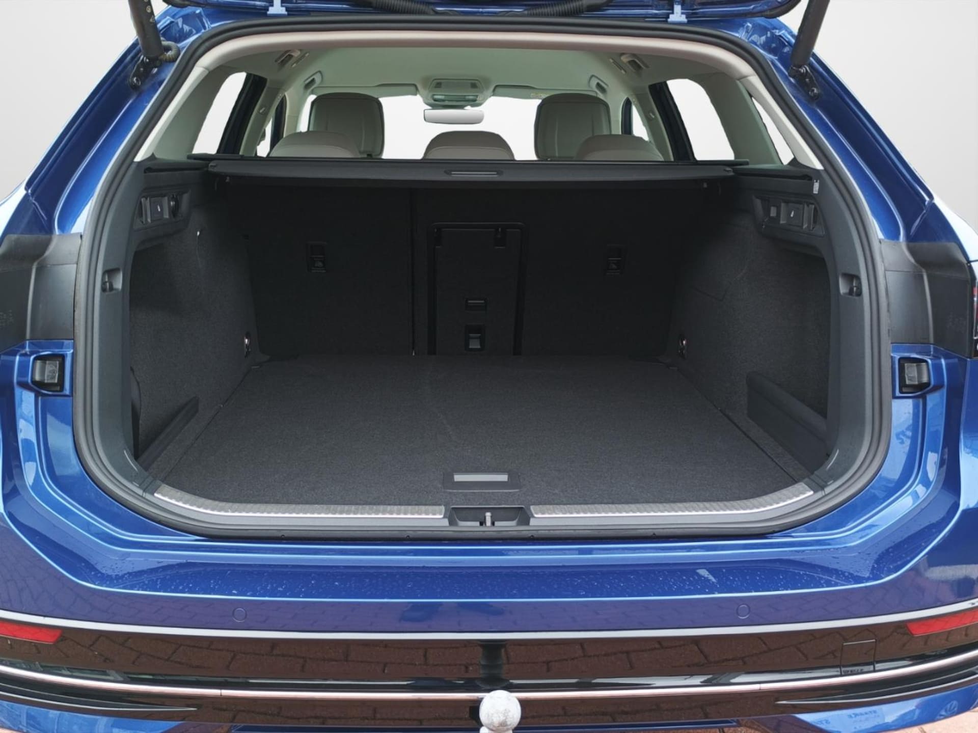 Volkswagen Passat Elegance