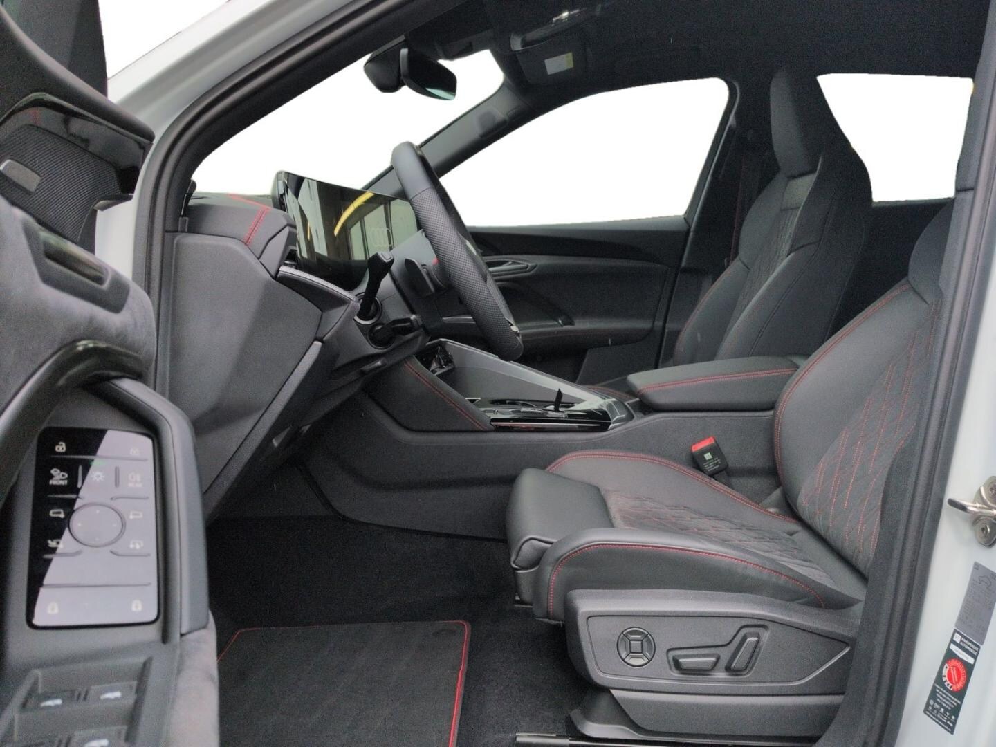 Bild über Audi Q5 SUV TDI quattro 150 kW S tronic - für weitere Informationen kontaktieren Sie den Audi Partner