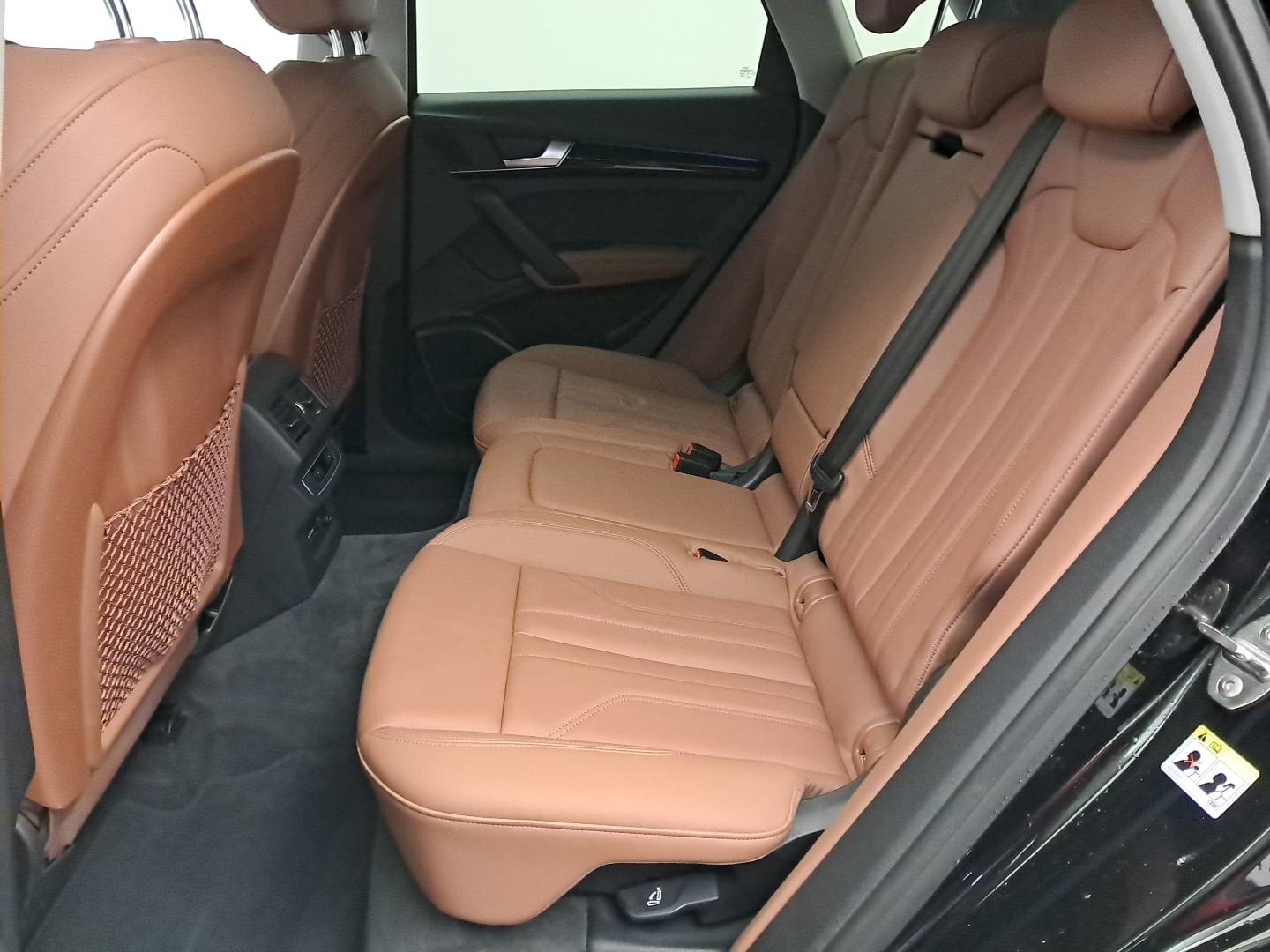 Image about Audi Q5 TFSI e Avus 50 TFSI e quattro 220 kW (299 ch) S tronic