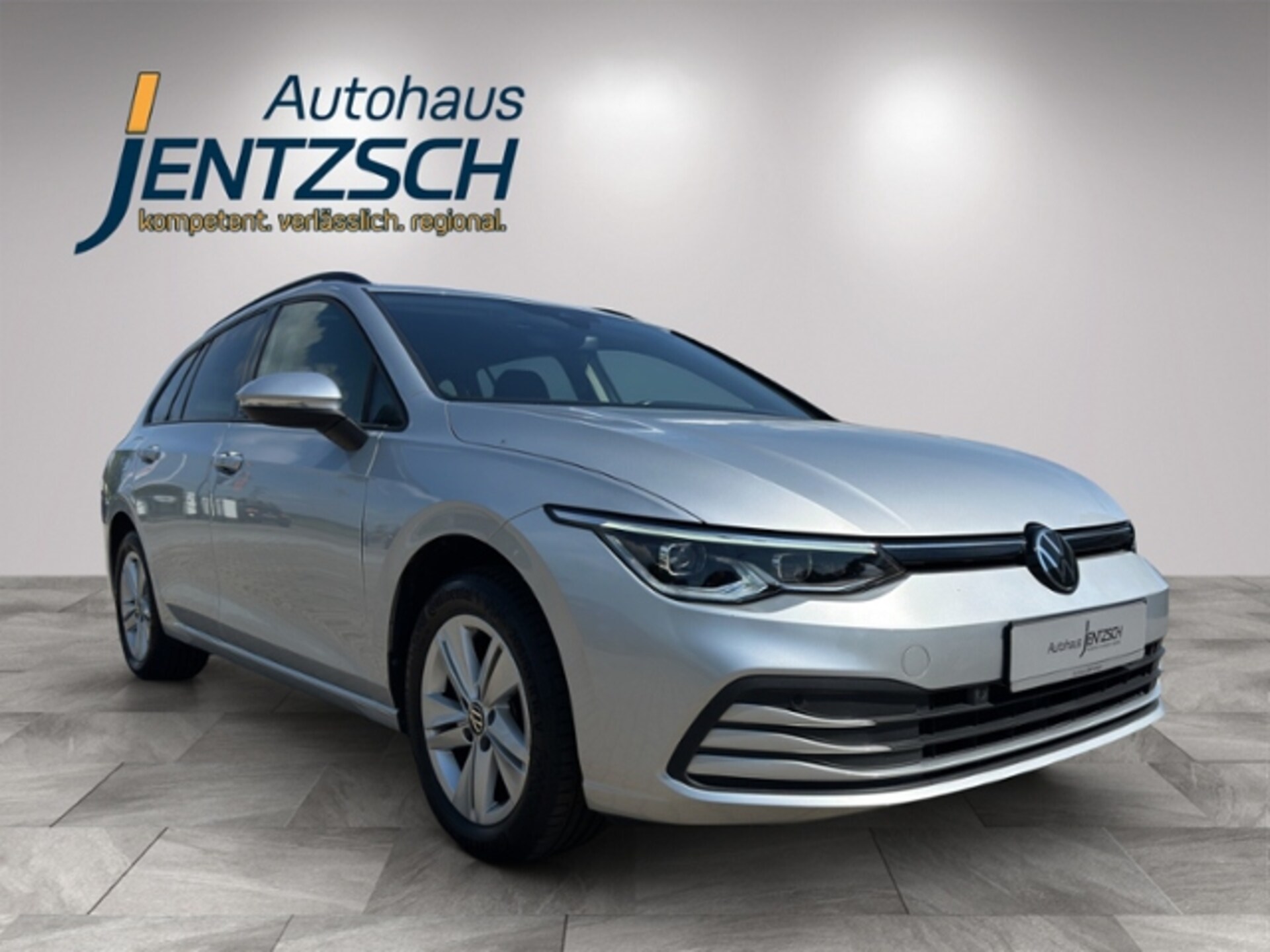 Volkswagen Golf Variant Life