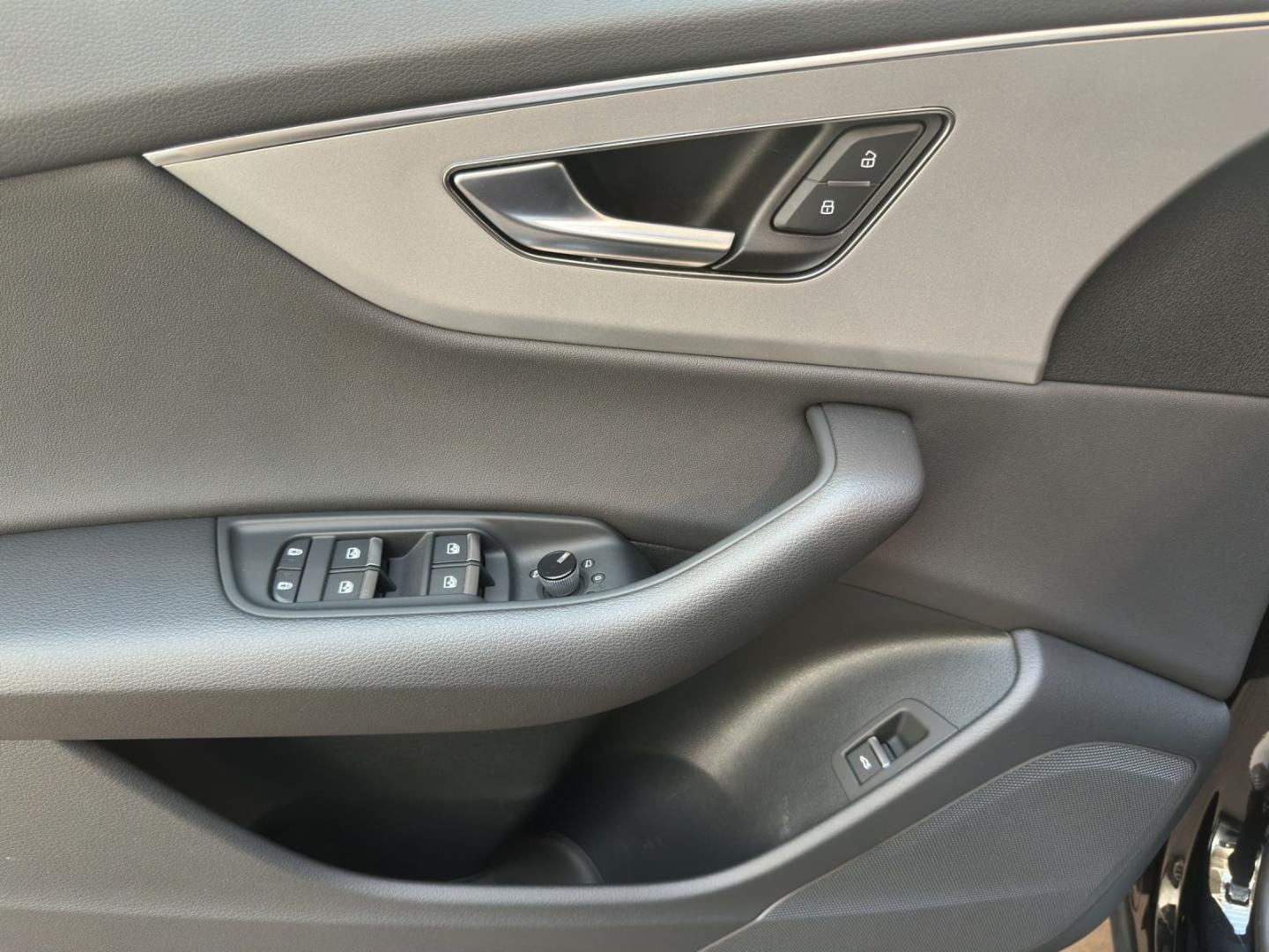 Bild über Audi Q8 50 TDI quattro tiptronic - für weitere Informationen kontaktieren Sie den Audi Partner