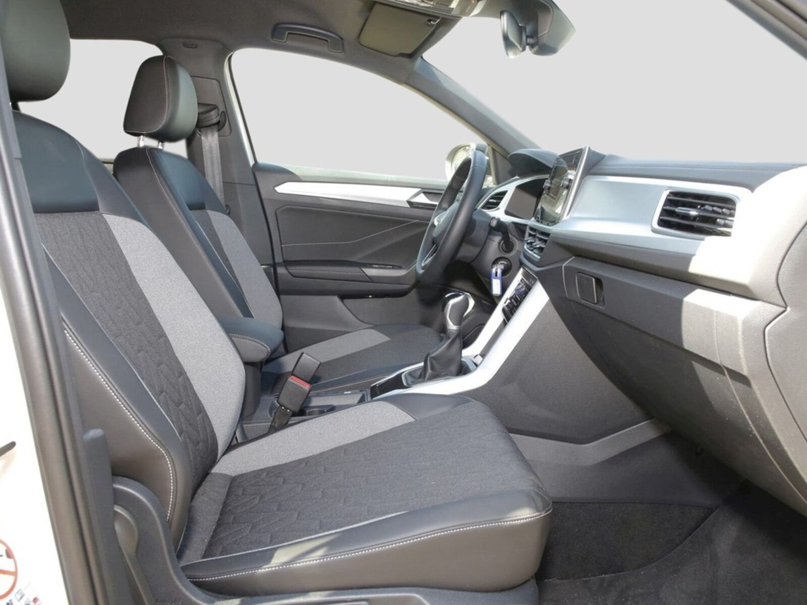 Volkswagen T-Roc – Bild 8