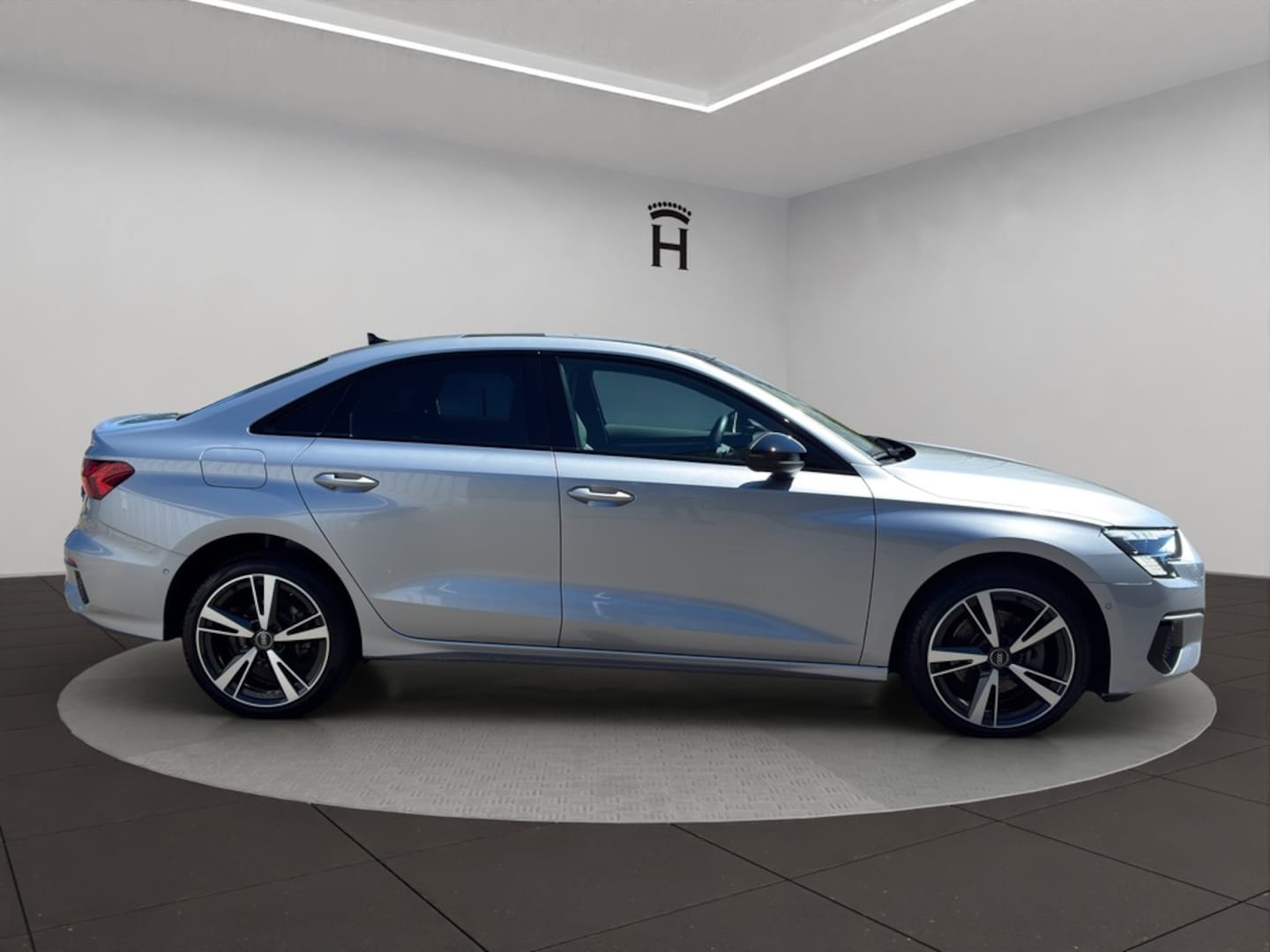 Bild über Audi A3 Limousine advanced 40 TFSI quattro S tronic - für weitere Informationen kontaktieren Sie den Audi Partner