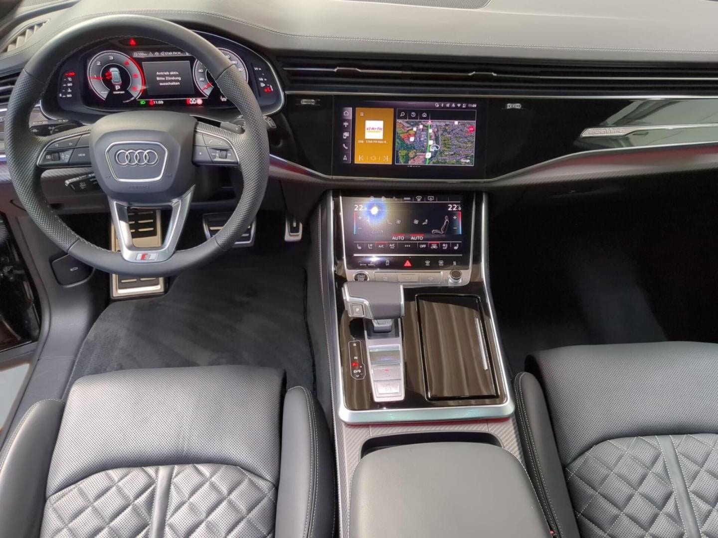Bild über Audi Q8 SUV S line business TDI quattro 210 kW tiptronic - für weitere Informationen kontaktieren Sie den Audi Partner