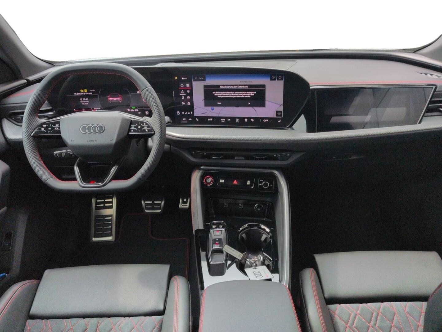 Bild über Audi Q5 SUV TDI quattro 150 kW S tronic - für weitere Informationen kontaktieren Sie den Audi Partner