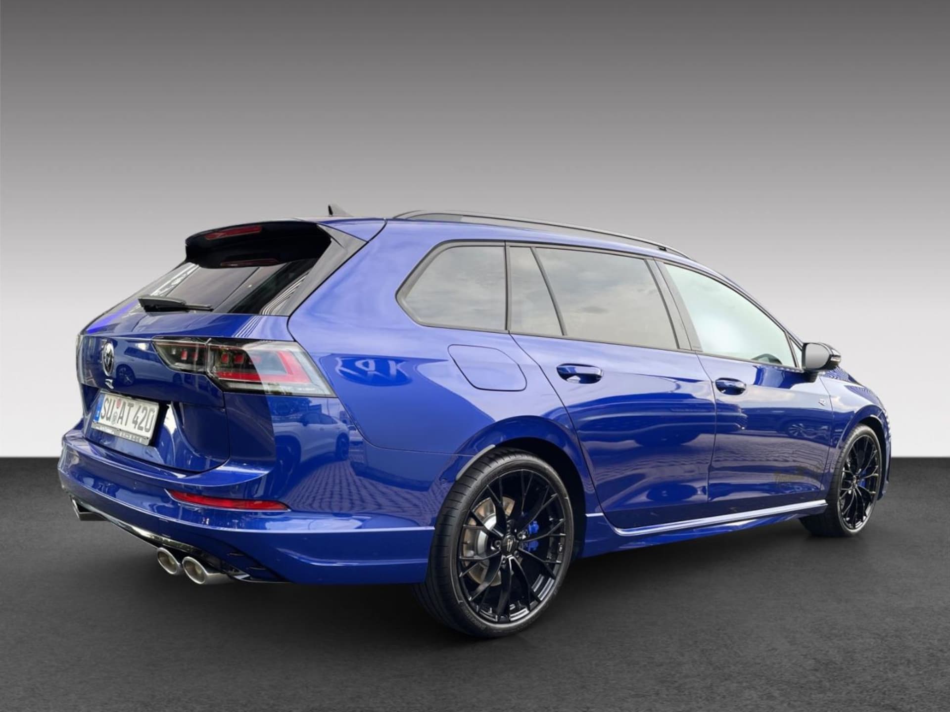 Volkswagen Golf Variant R