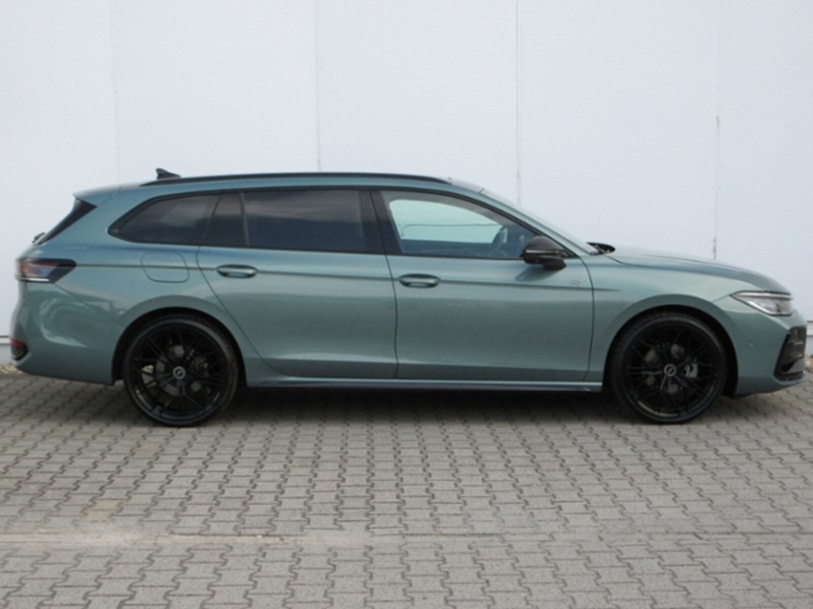 Volkswagen Passat – Bild 16