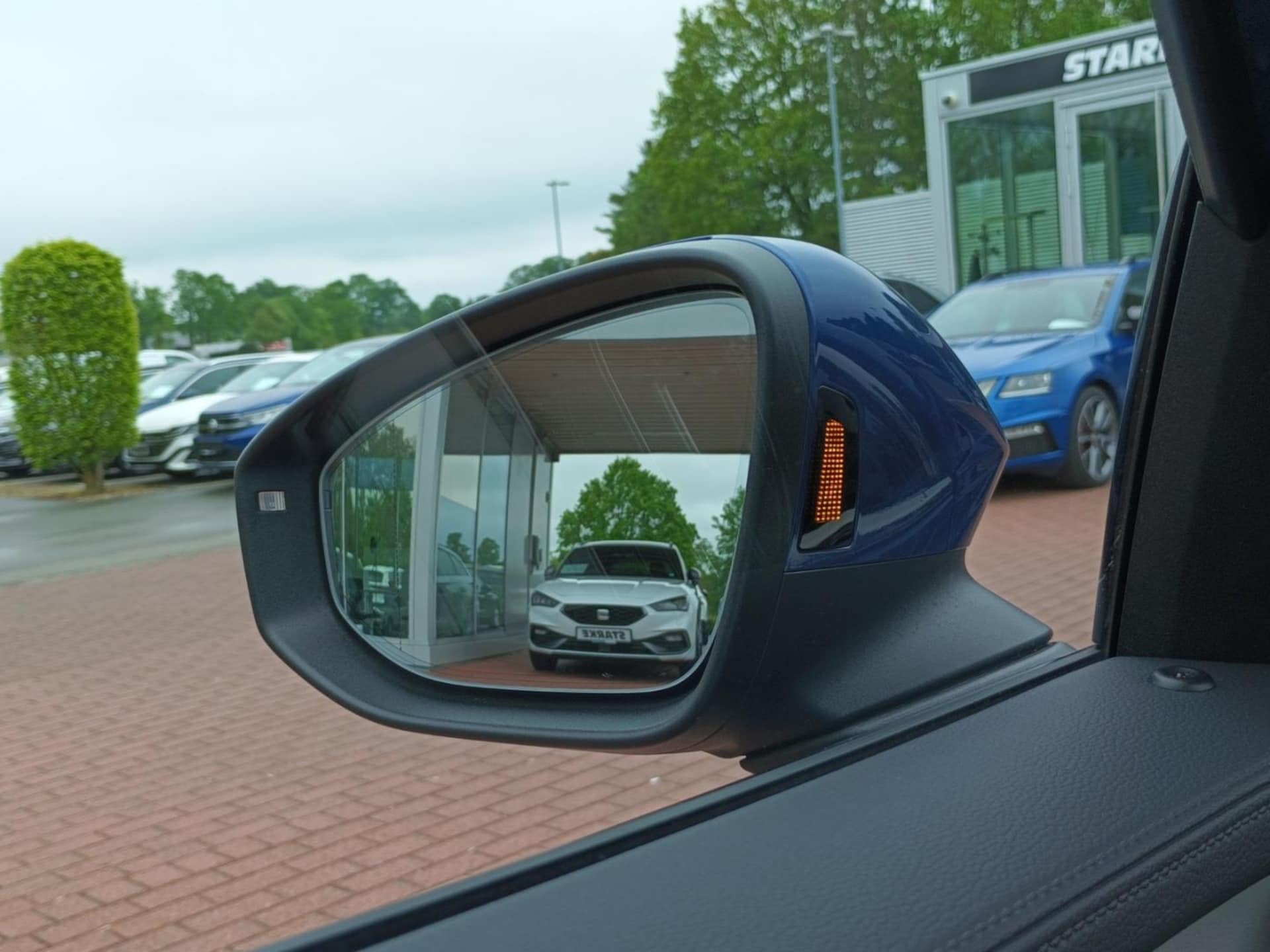 Volkswagen Passat Elegance