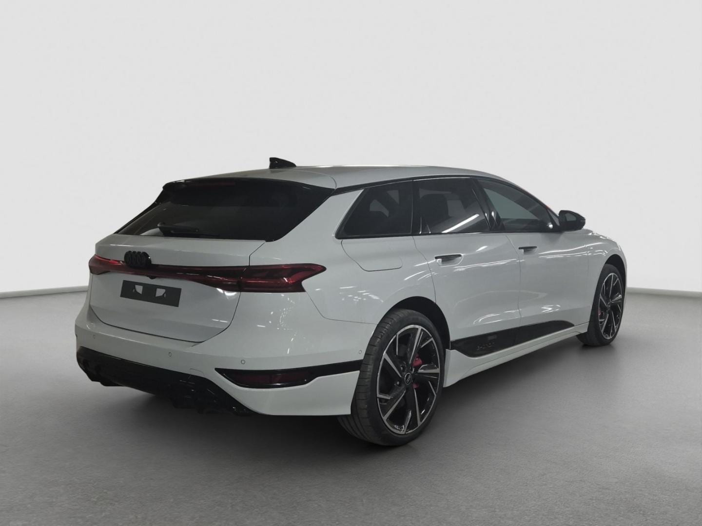 Bild über Audi A6 Avant e-tron S line business e-tron performance 270 kW - für weitere Informationen kontaktieren Sie den Audi Partner
