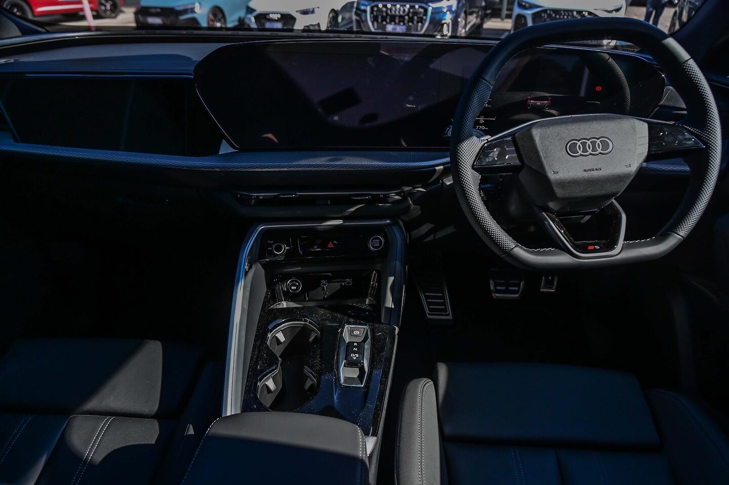 Image about Audi Q5 SUV TDI quattro 150 kW sport