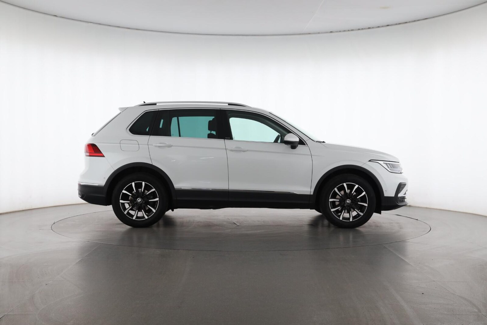 Volkswagen Tiguan – Bild 7