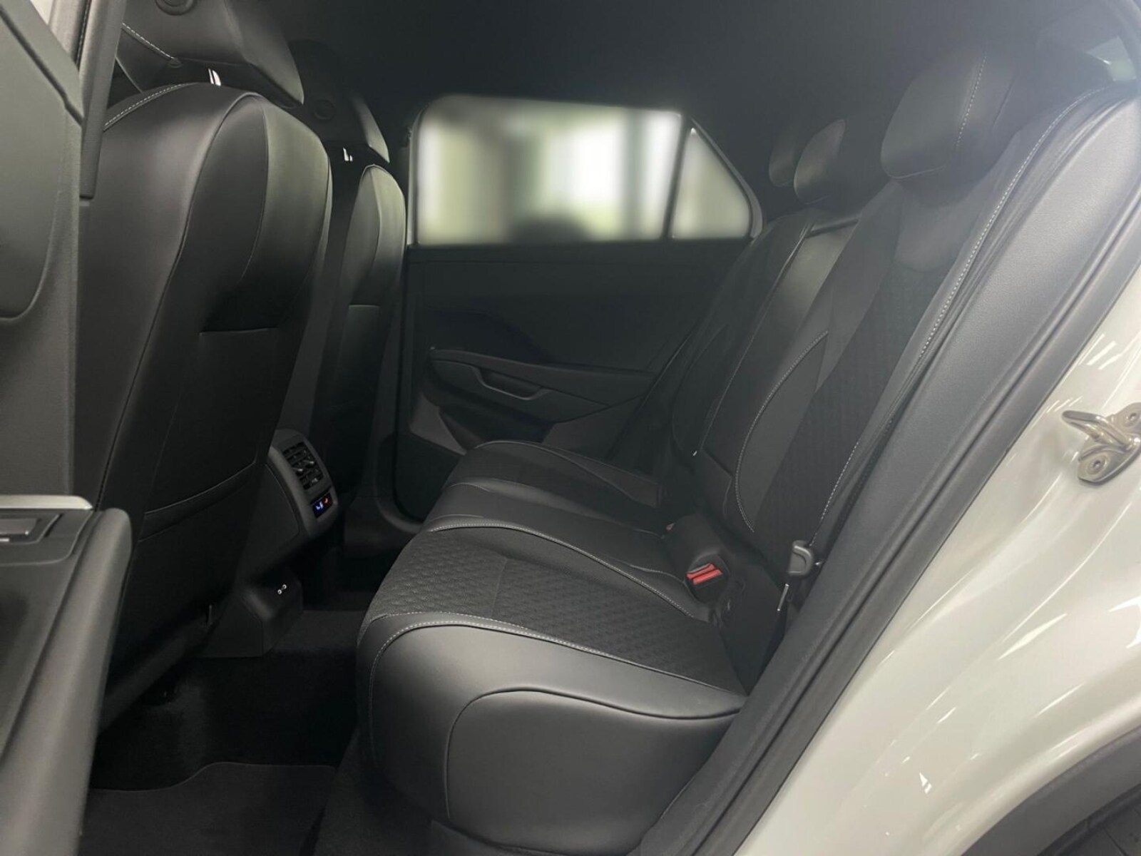 Volkswagen T-Roc – Bild 11