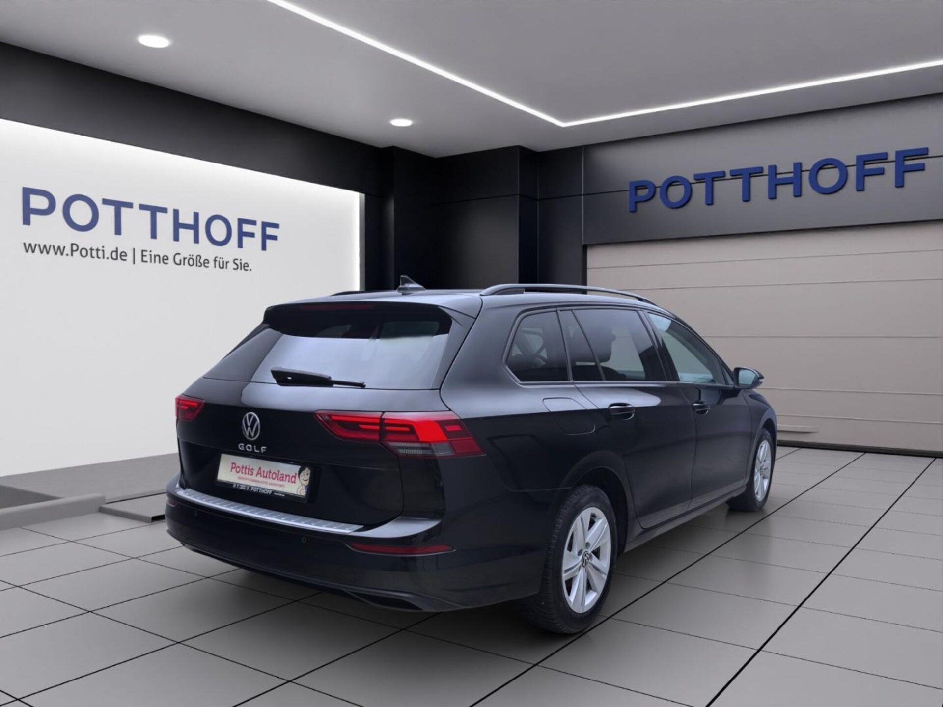 Volkswagen Golf Variant Life