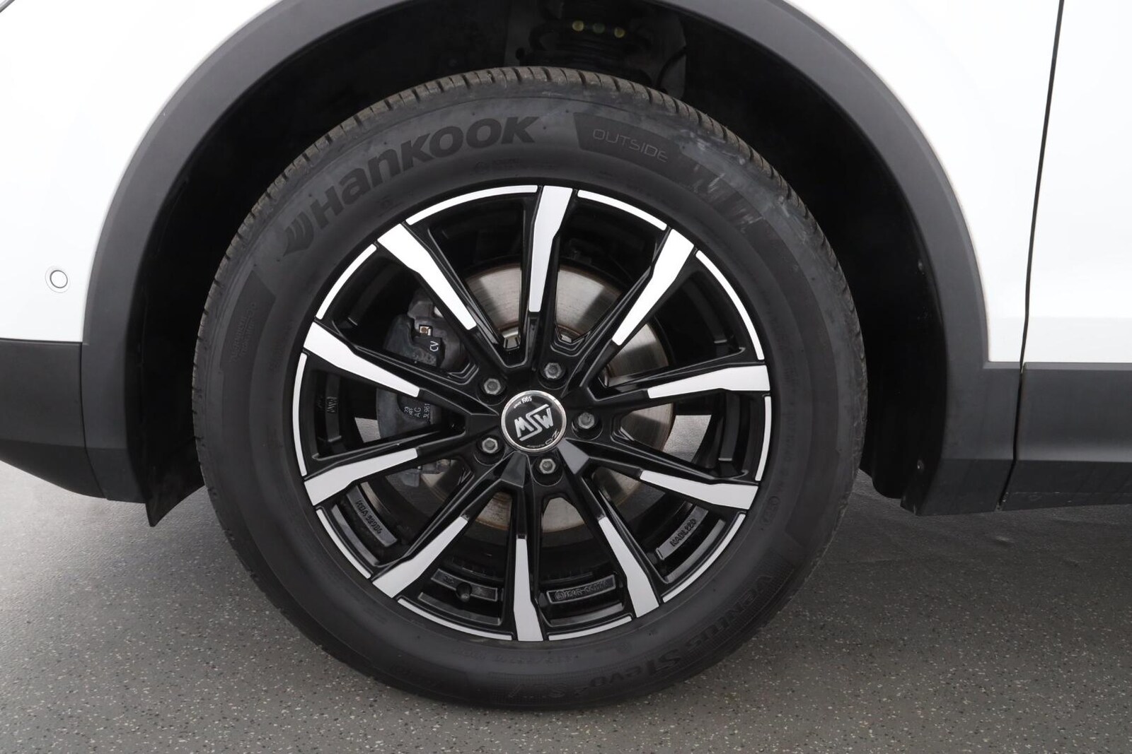 Volkswagen Tiguan – Bild 8