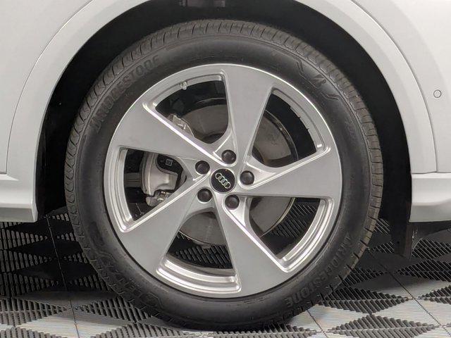 2025 Audi Q5 Prestige - Photo 13