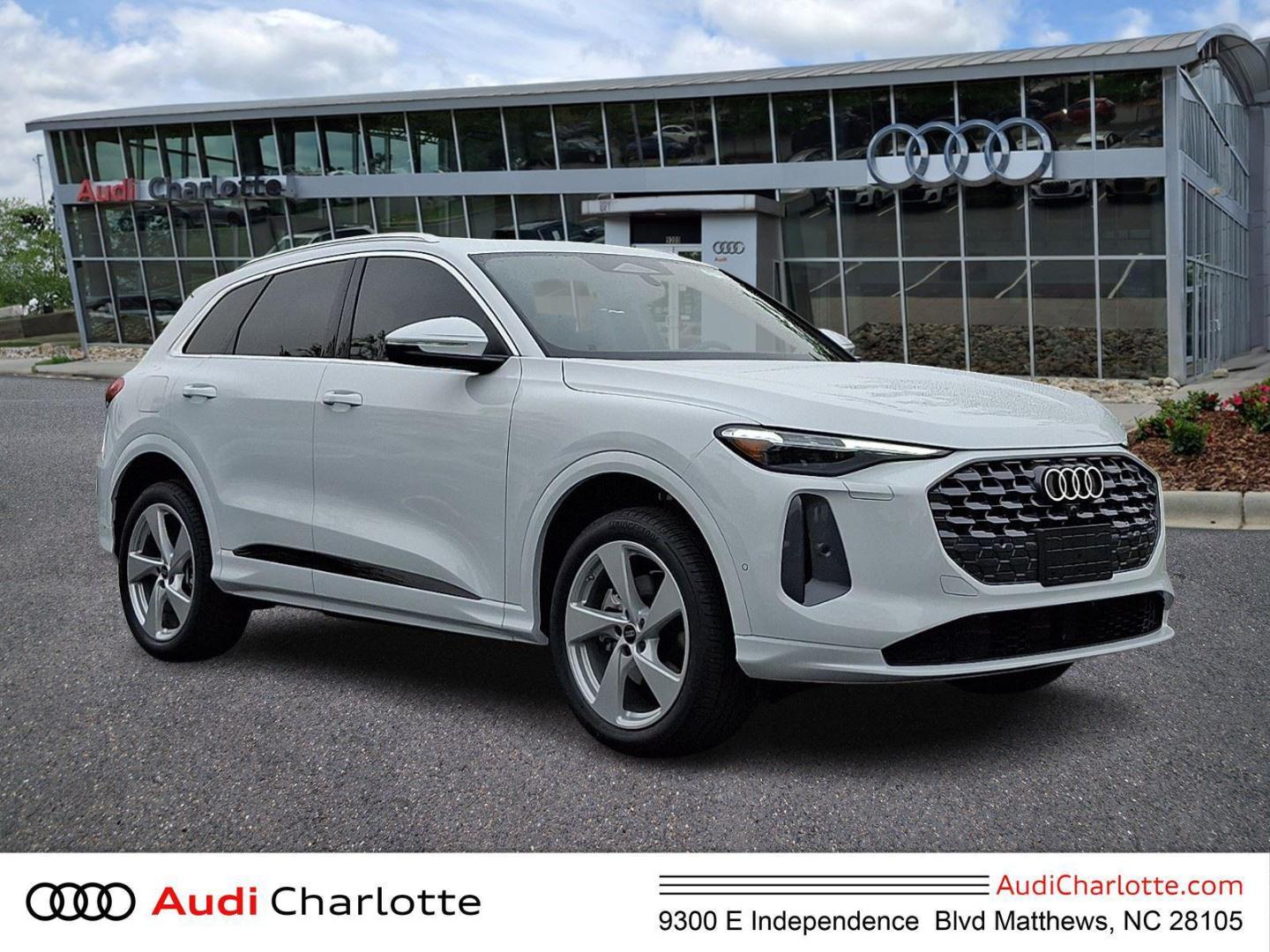 2026 Audi Q5 Premium Plus quattro's photo