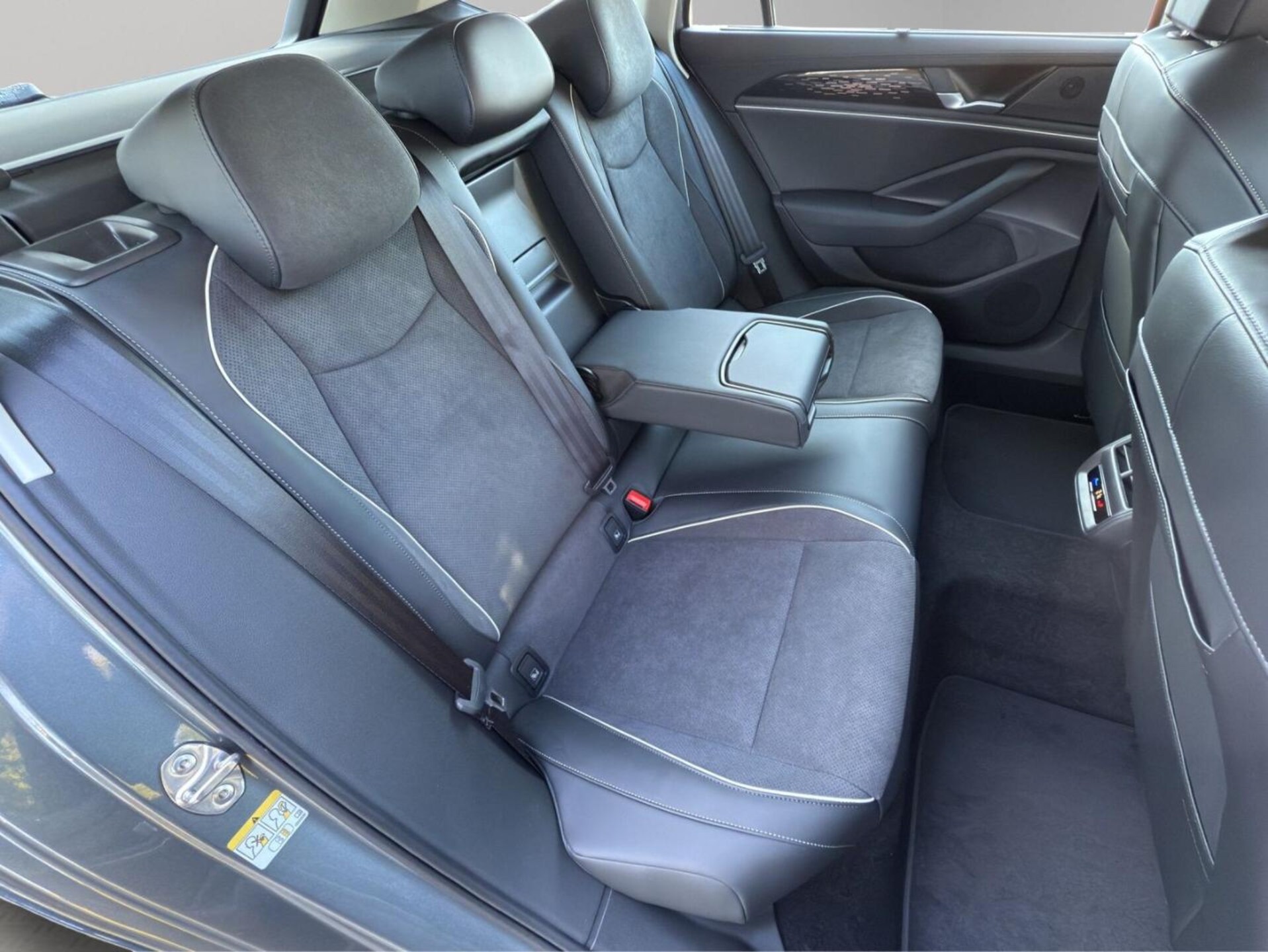 Volkswagen Passat Elegance