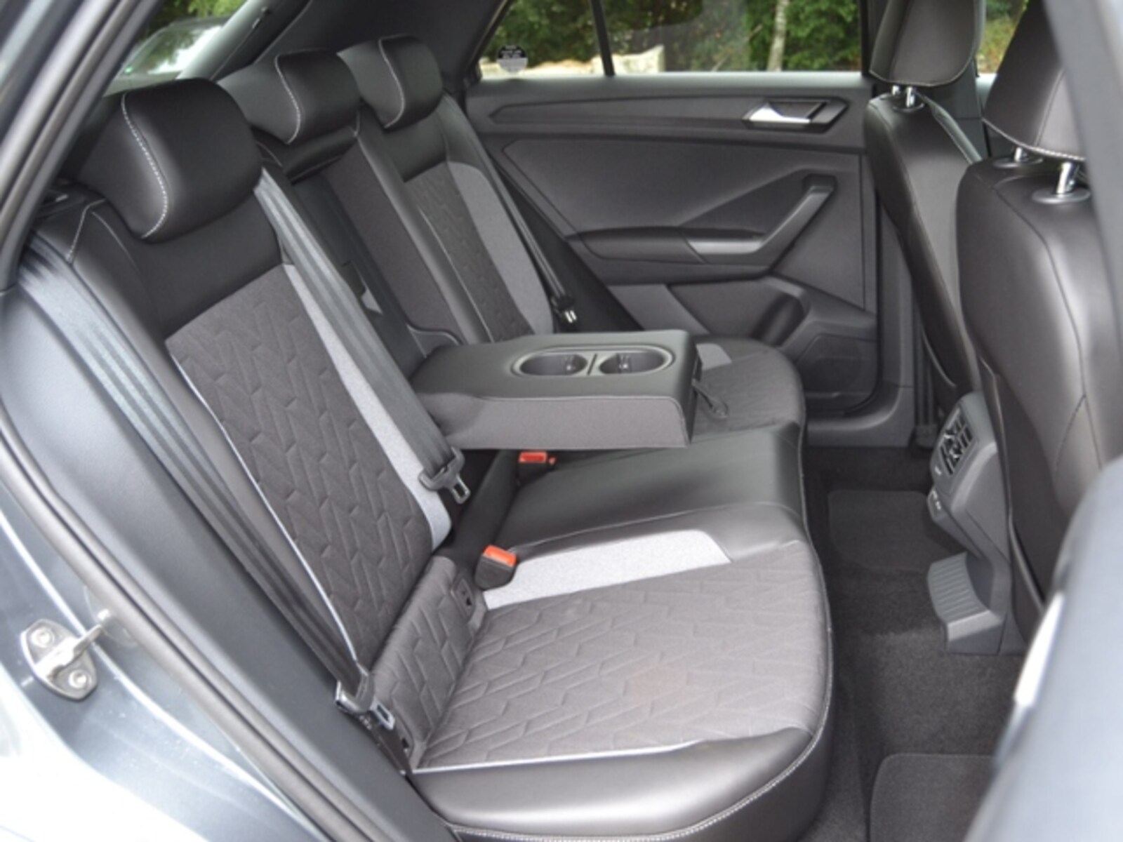 Volkswagen T-Roc – Bild 9