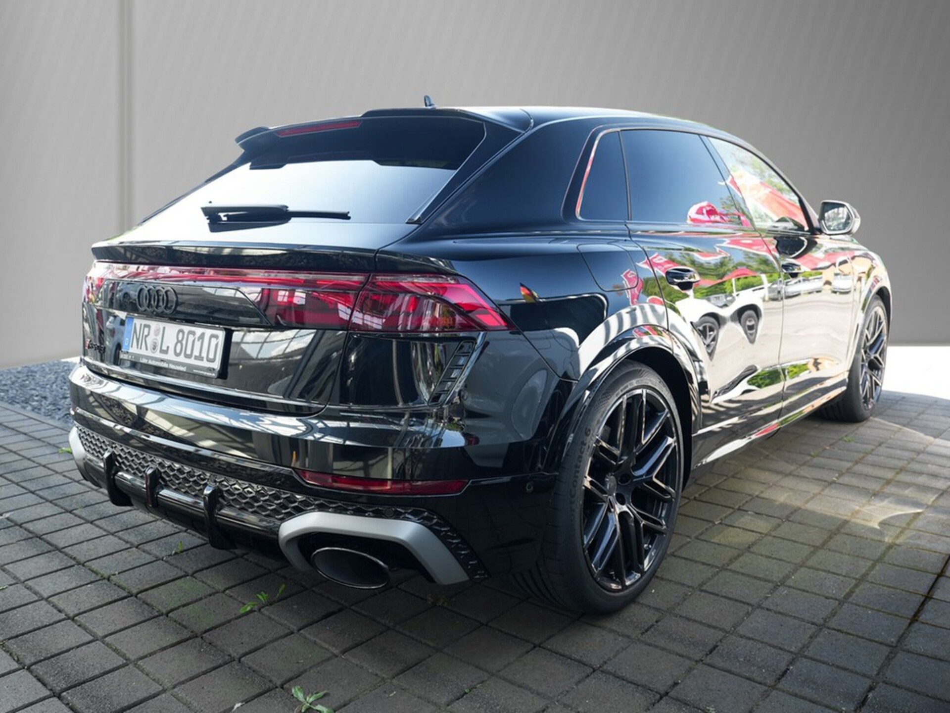 Audi RS Q8 SUV performance