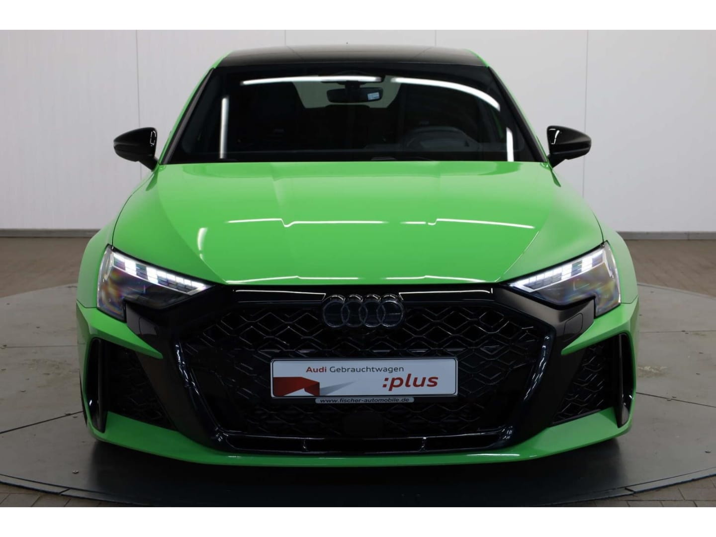 Bild über Audi RS 3 Sportback TFSI quattro 294 kW S tronic - für weitere Informationen kontaktieren Sie den Audi Partner